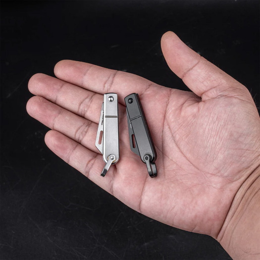 Navaja RealSteel Baby Barlow Satin 8031