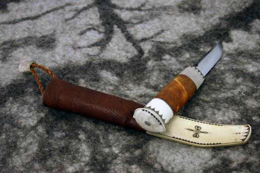 Cuchillo finlandés Pasi Jaakonaho Antler Puukko