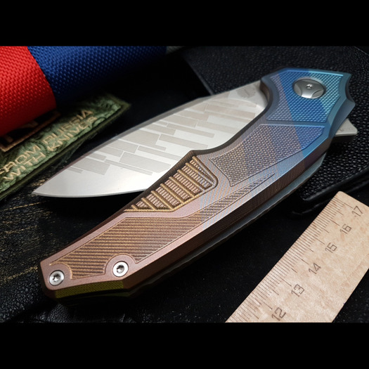 Custom Knife Factory Muscle Customized - FUTURE összecsukható kés