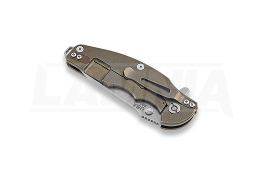 Hinderer Jurassic Spearpoint összecsukható kés, stonewash bronze, coyote