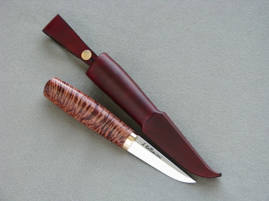 มีดฟินแลนด์ Joonas Kallioniemi Stained Birch Puukko